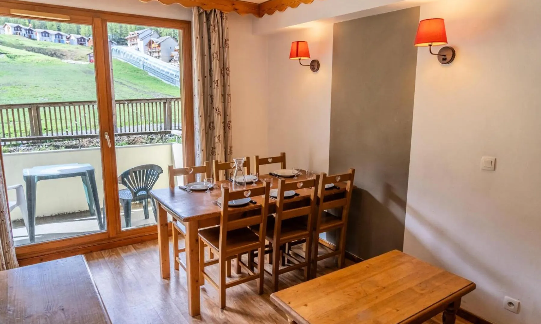 Residence Les Hauts De Preclaux - Appartement Pour 6 Personnes Avec Vue Pistes Mae-9571 レ・ゾル